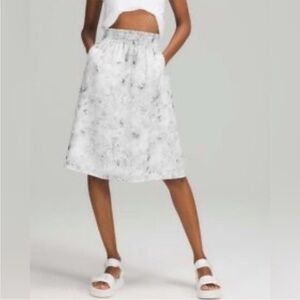 Lululemon Athletica Marble Gray Skirt